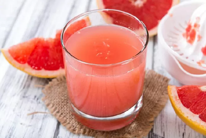 Nước ép bưởi giúp giải độc gan