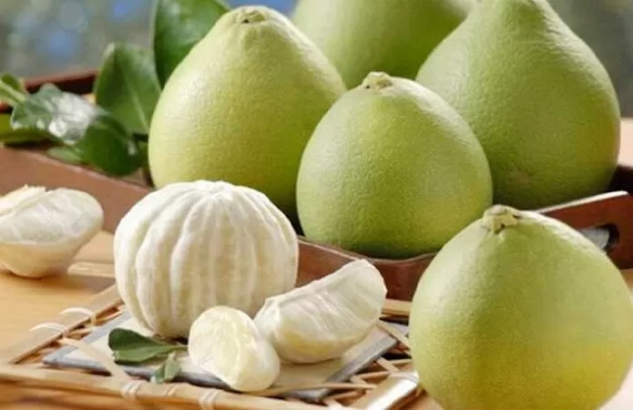 Nước ép bưởi giải độc gan