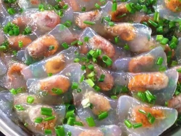 Bánh bột lọc Long Vi Dung