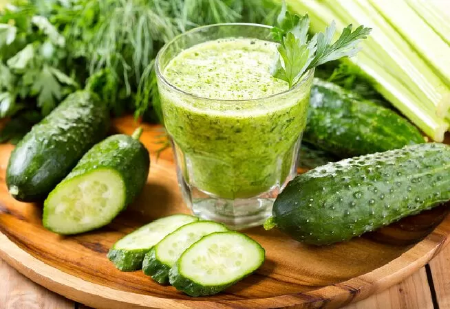 Cách làm nước ép cần tây dưa chuột
