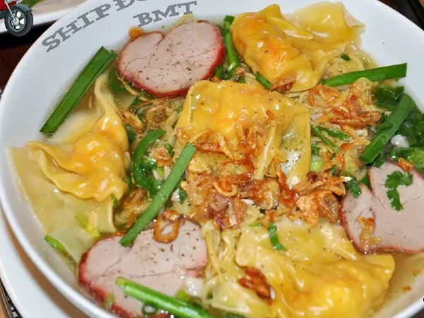 Mì hoành thánh vòng xoay Lê Đại Hành