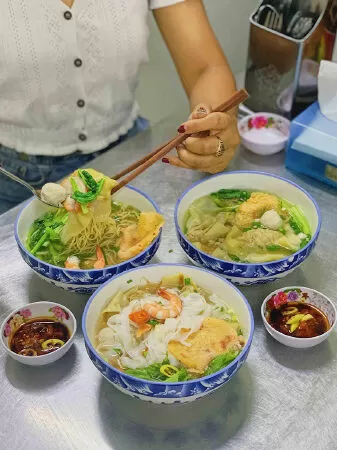 Tiệm mì Nguyên Lợi