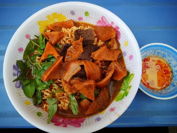 Phá Lấu Bò Bà Hạt