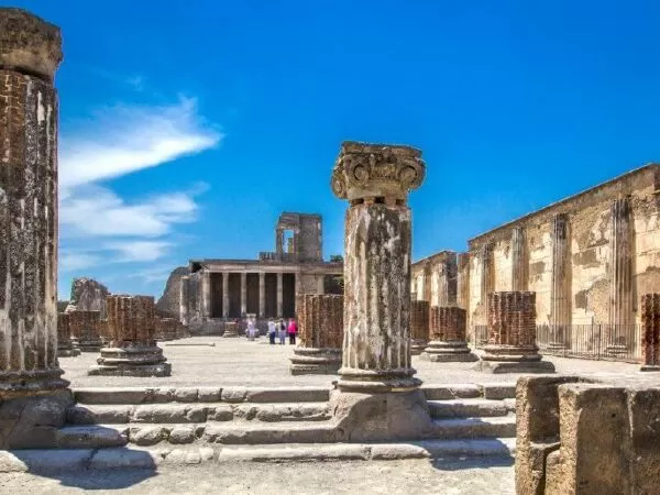 Thành phố bị chôn vùi Pompeii