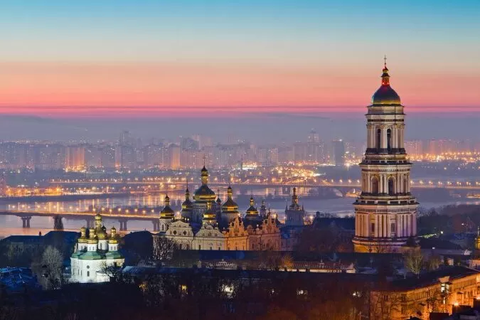 Ukraina
