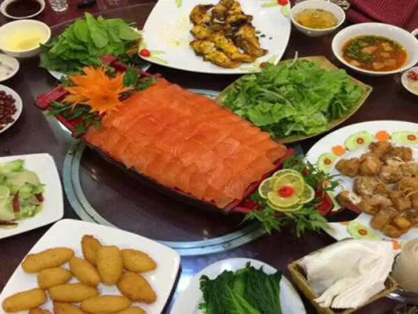 Nhà hàng Hồng Long Sapa