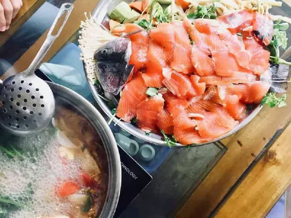 Nhà hàng Đỗ Quyên