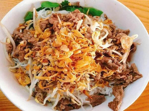 Cô Tuân - Hủ tiếu & Bún Bò Nam Bộ