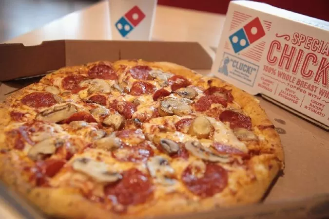 Pizza ngon nổi tiếng nhất Hà Nội - Domino’s Pizza