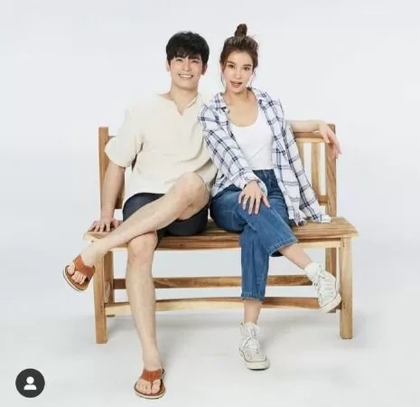 Ruk Woon Wai Jao Chai Kob (Hoàng Tử Ếch bản Thái)
