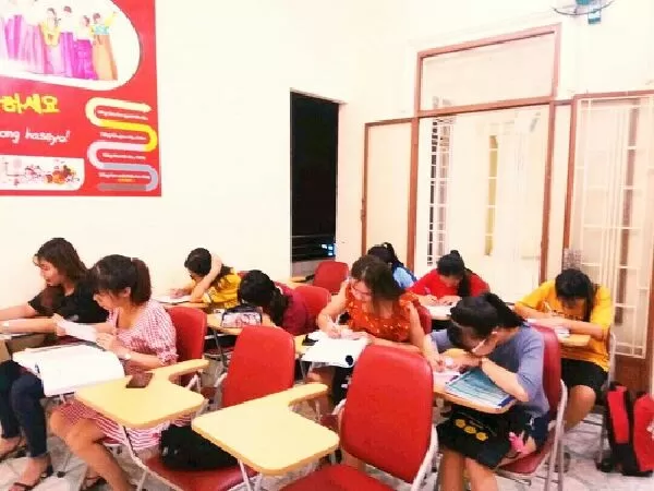 Trung tâm dạy tiếng Thái Sài Gòn Vina