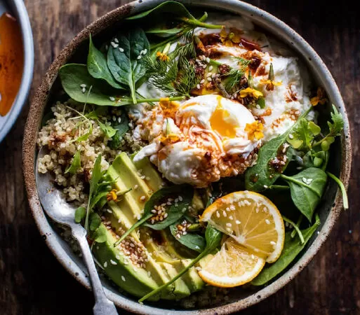 Thực đơn detox ngon nhất vào bữa tối: Trứng Thổ Nhĩ Kì và hạt quinoa