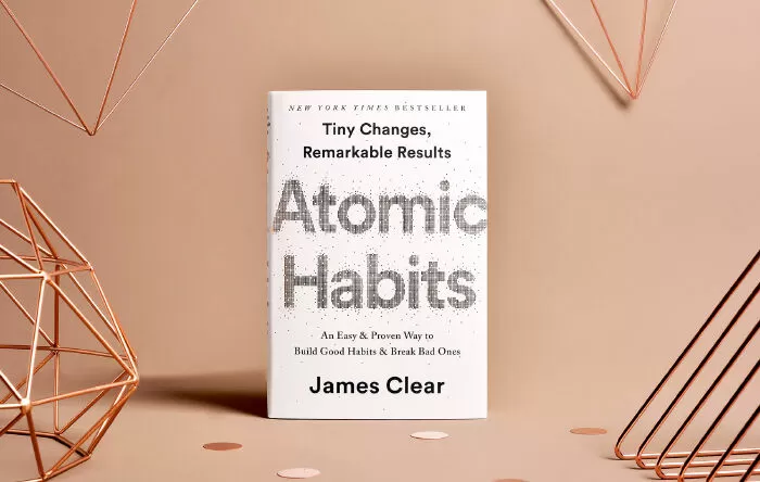 Cuốn sách Atomic Habits của James Clear