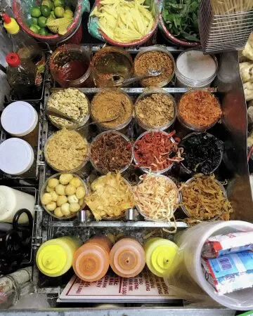 Bánh tráng trộn Hồ Con Rùa