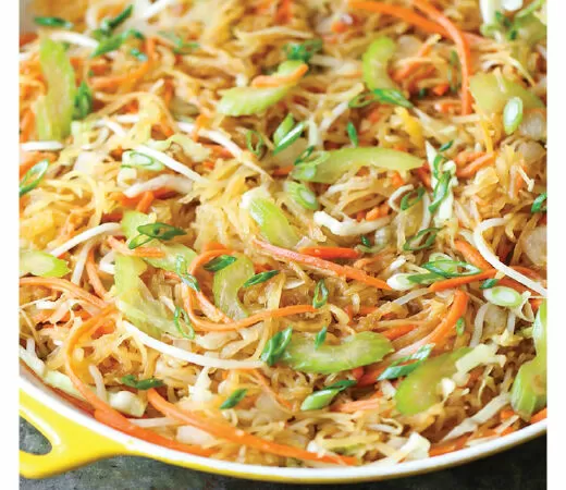 Món ăn lành mạnh ngon nhất dịp năm mới: Bí spaghetti xào