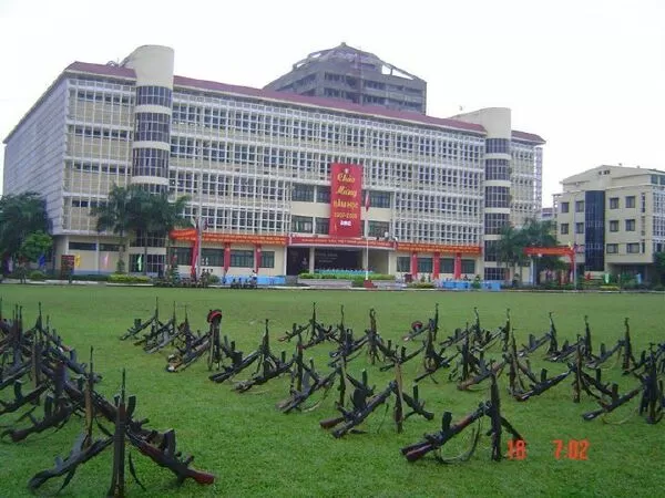 Học viện kỹ thuật quân sự