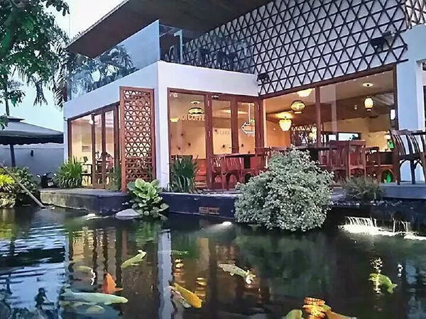 Koi Cafe