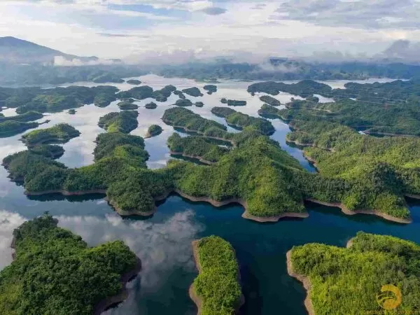 Khu du lịch Tà Đùng