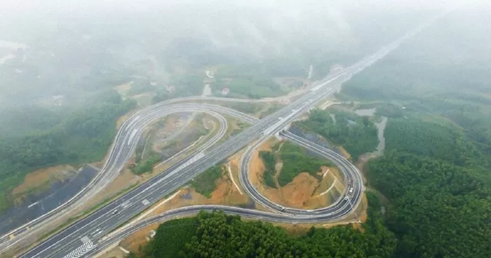 Cao tốc Nội Bài - Lào Cai