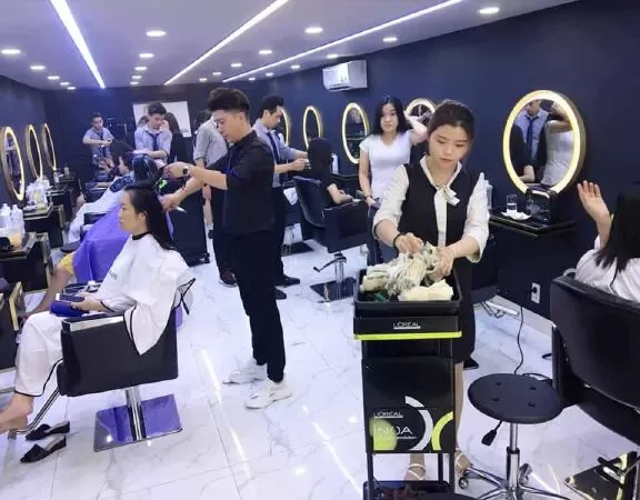 Salon Lê Hiếu