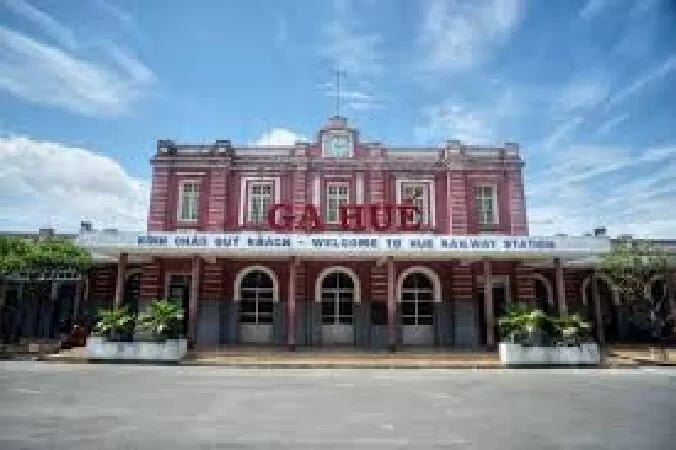 Ga Huế