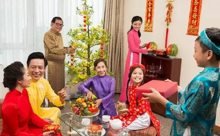Xuân Này Vắng Nhau
