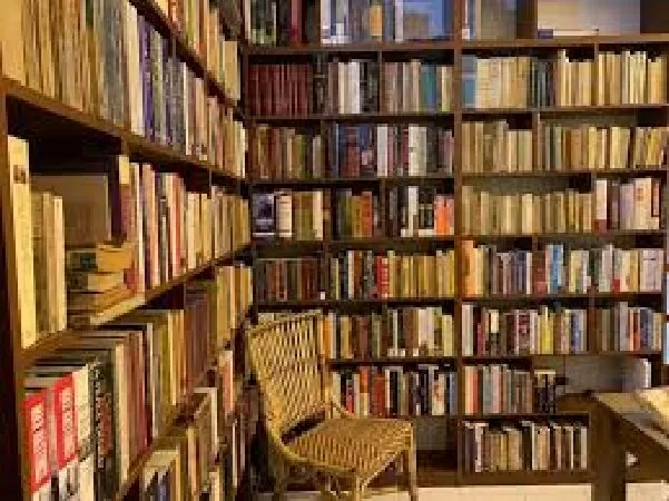 Go West Library