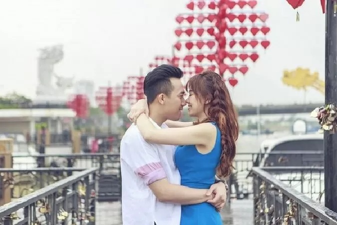 Từ giây phút đầu - Trấn Thành, Hari Won