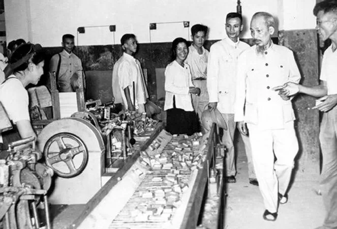 Phụ Nữ
