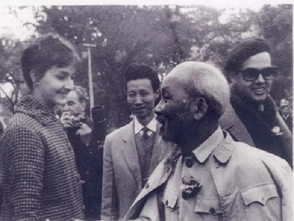 Kiều Bào Yêu Nước