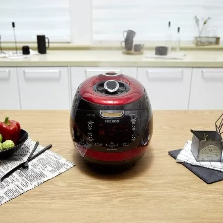Nồi cơm điện áp suất nhiệt cảm ứng lập trình và đa chức năng Cuckoo CRP-HZ0683FR