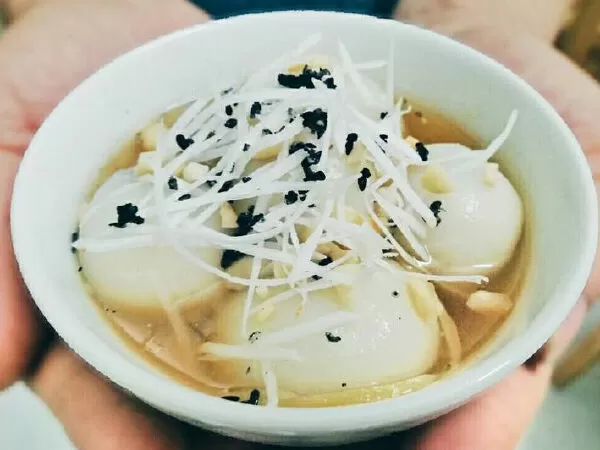 Sủi Dìn Đông Dung