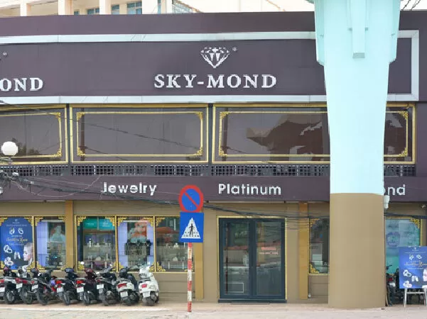 Skymond Luxury