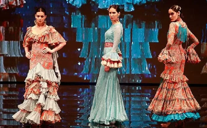 Traje de flamenca- Tây Ban Nha