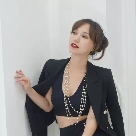 Kênh Youtube của Blogger Hannah Olala
