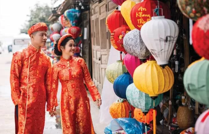 Ngày xuân vui cưới