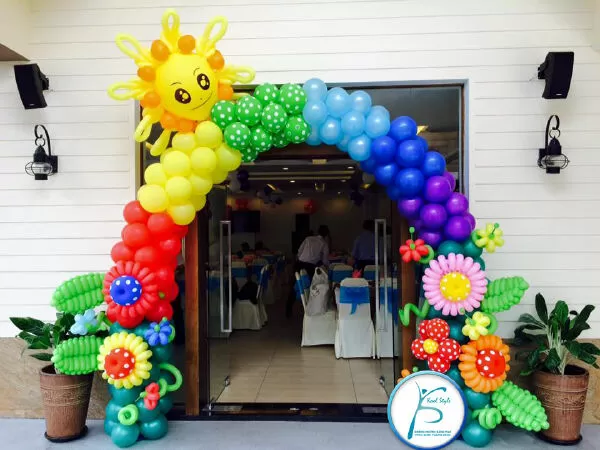Cổng trại bằng bong bóng