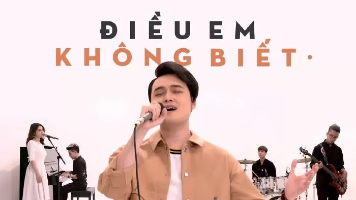Điều Em Không Biết