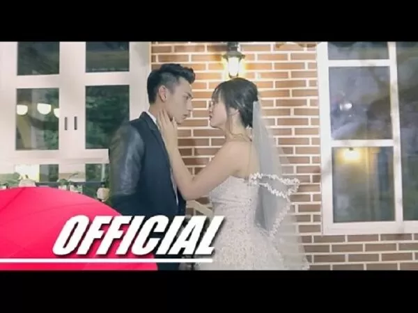 Anh sợ mất em