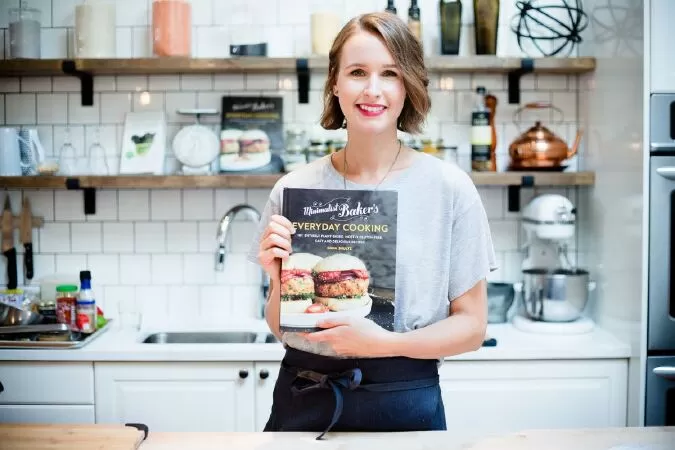 Minimalist Baker (Dana Shultz)