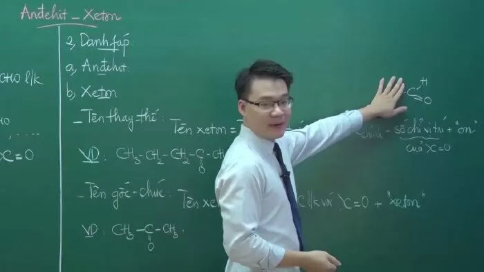 Thầy Vũ Khắc Ngọc (Hóa học)