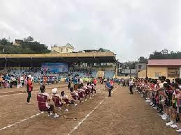 Thi đấu thể thao và các trò chơi dân gian