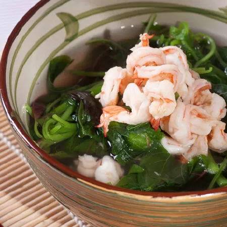 Canh rau dền nấu tôm