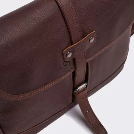 Gentleman – Leather For Man