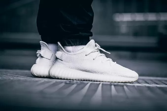 Adidas Yeezy 350 V2 Cream White