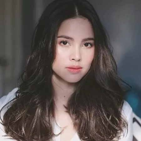 Yaya Urassaya Sperbund