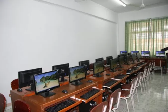 Trung tâm đào tạo REDSUN
