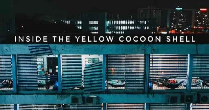 Bên Trong Vỏ Kén Vàng (2021)