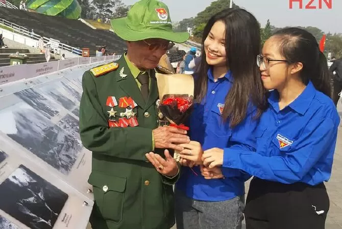 Quê hương - Giang Nam