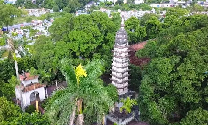 Đề Phổ Minh tự thuỷ tạ